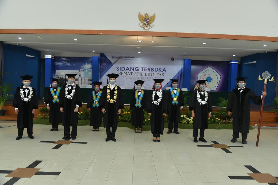 Wisuda STIE EKUITAS Gel. 1 2020
